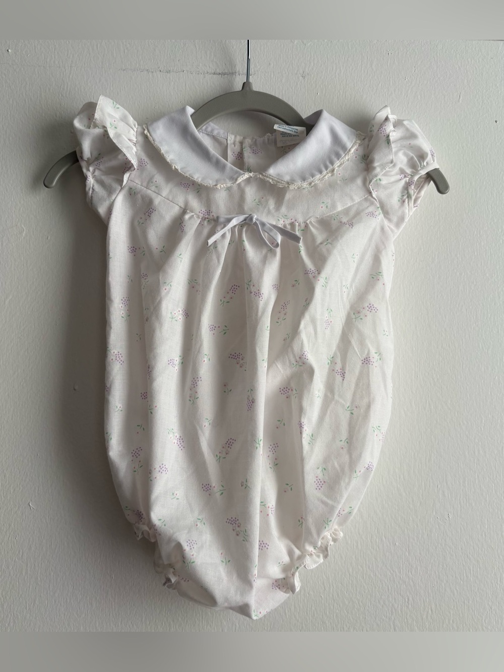 Vintage Babyfair White Floral Romper Collared Ruffle Short Sleeve 12 Months
